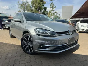 Volkswagen Golf 2019 Silver