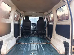 Nissan NV200 2011 White