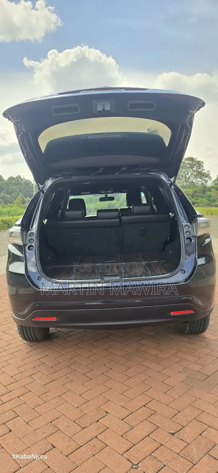 Toyota Harrier 2014