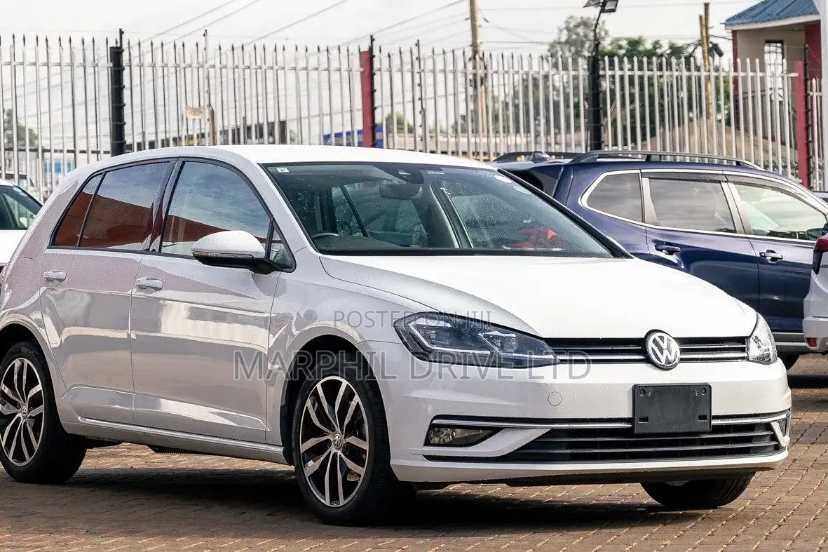 Volkswagen Golf 2019 White