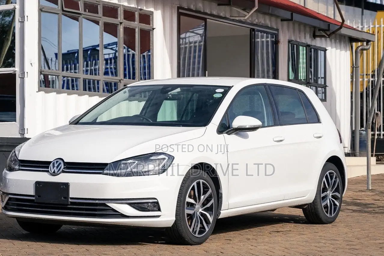 Volkswagen Golf 2019 White