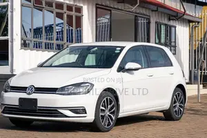 Volkswagen Golf 2019 White