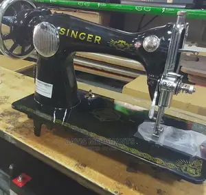 SINGER Sewing Machine Ideal for Domestic and Commercial Use