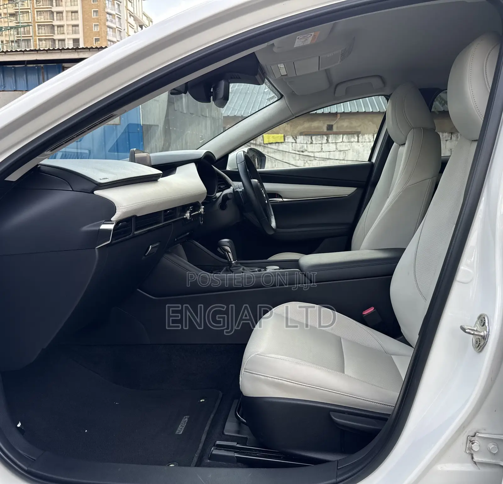 Mazda 3 2021 Pearl