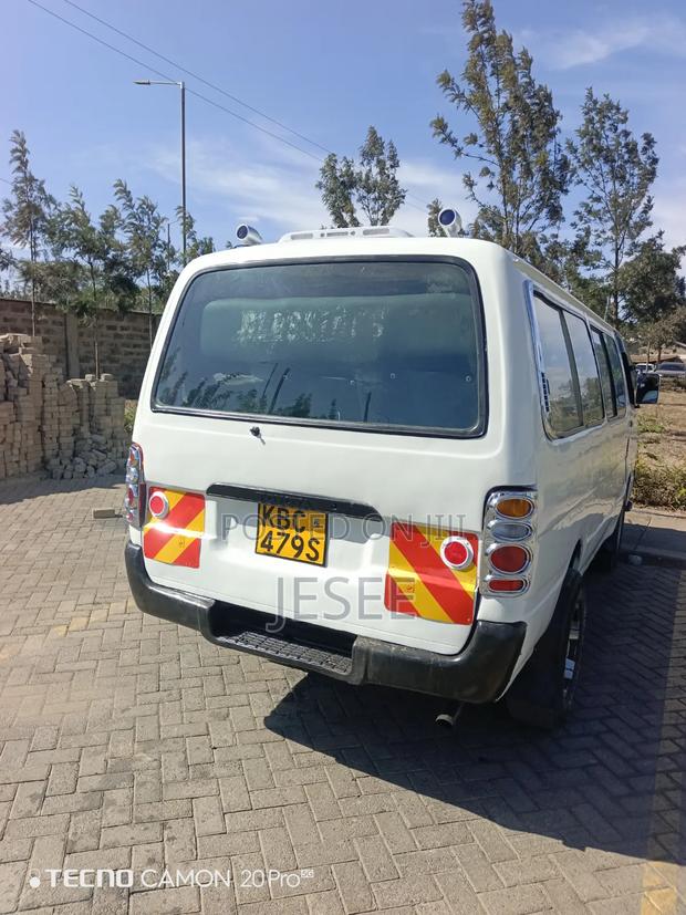 Toyota HiAce 2000 White - thumbnail 7