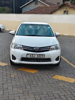 Toyota Axio 1.5 G 2WD 2015 Pearl