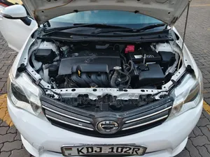 Toyota Axio 1.5 G 2WD 2015 Pearl
