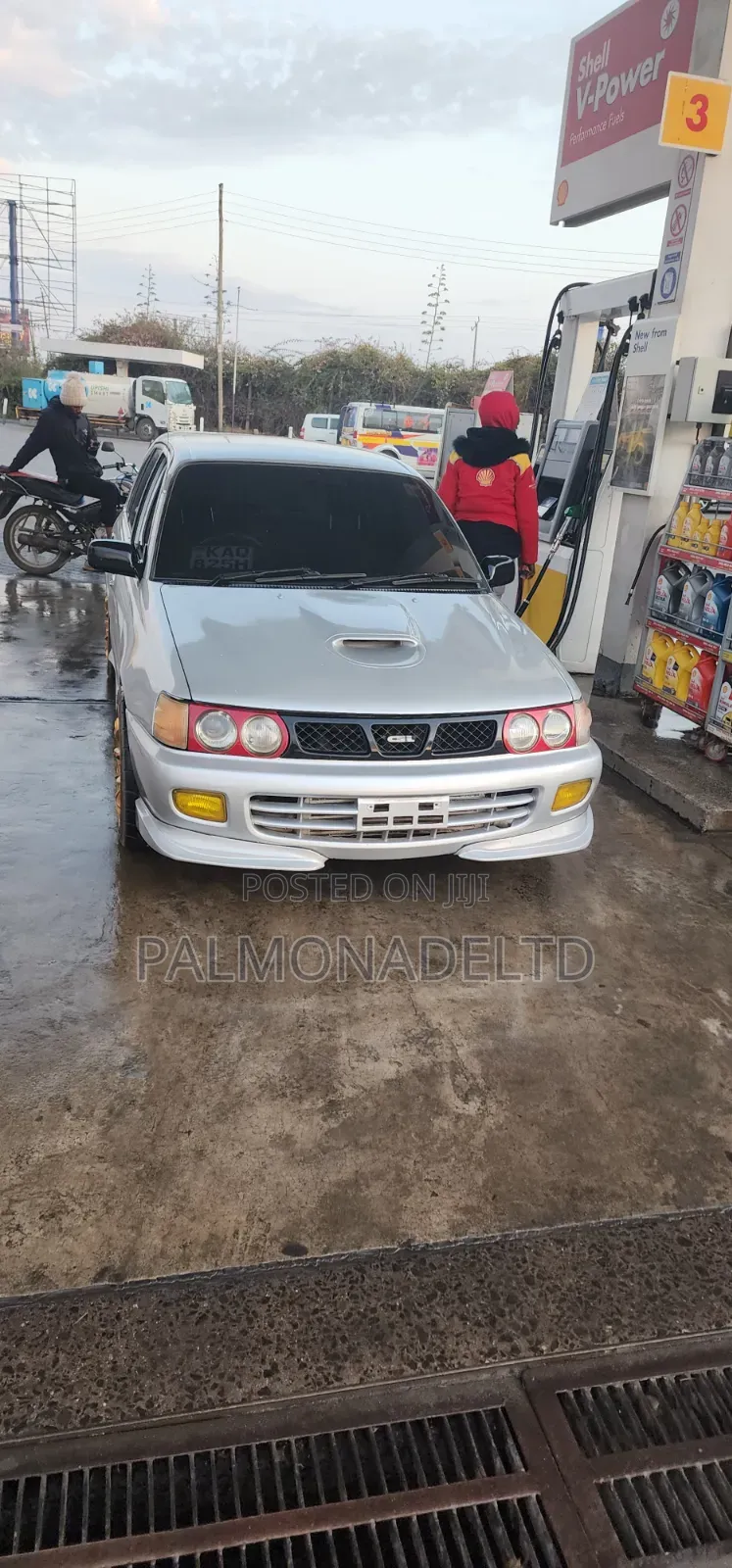Toyota Starlet 1998 Silver