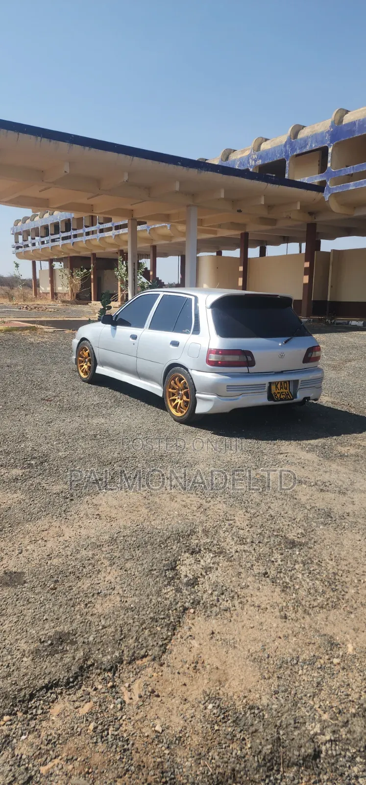 Toyota Starlet 1998 Silver