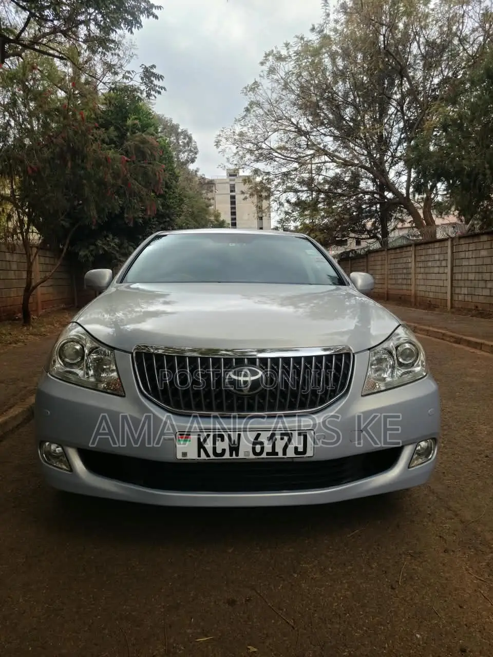 Toyota Crown Majesta 4.6 RWD 2012 Silver
