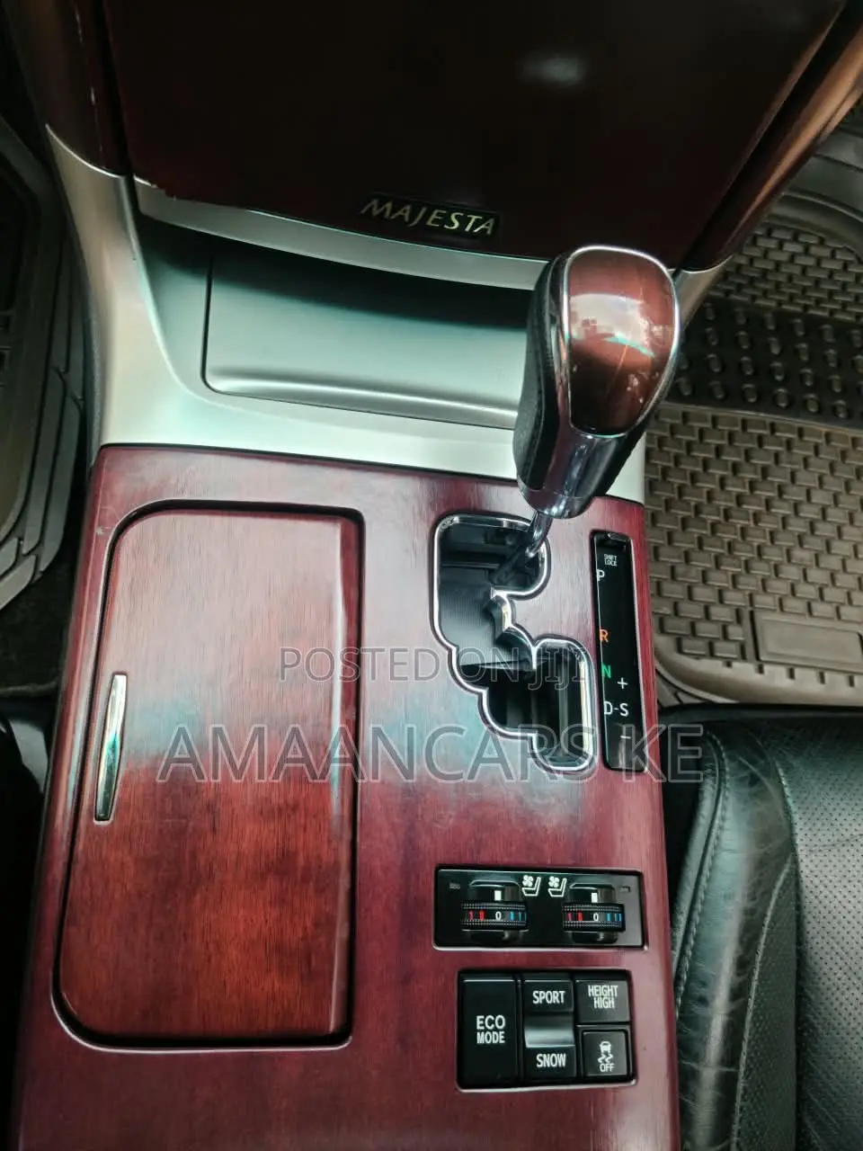 Toyota Crown Majesta 4.6 RWD 2012 Silver