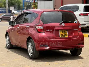 Nissan Note 2013 Red
