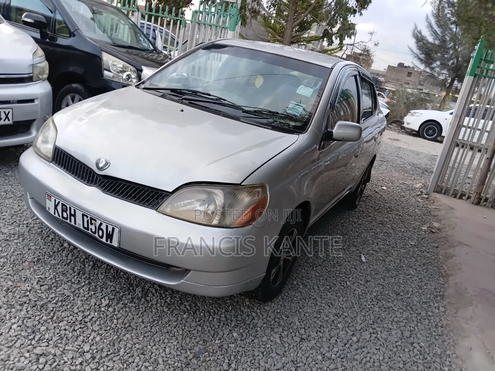 Toyota Platz 2005 Silver