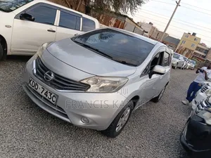 Nissan Note 2014 Silver
