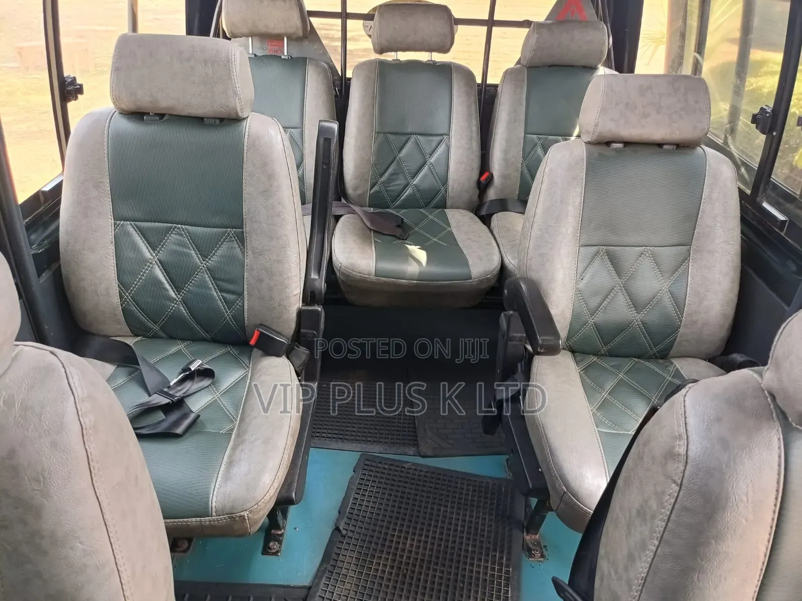Toyota HiAce 2009 Green