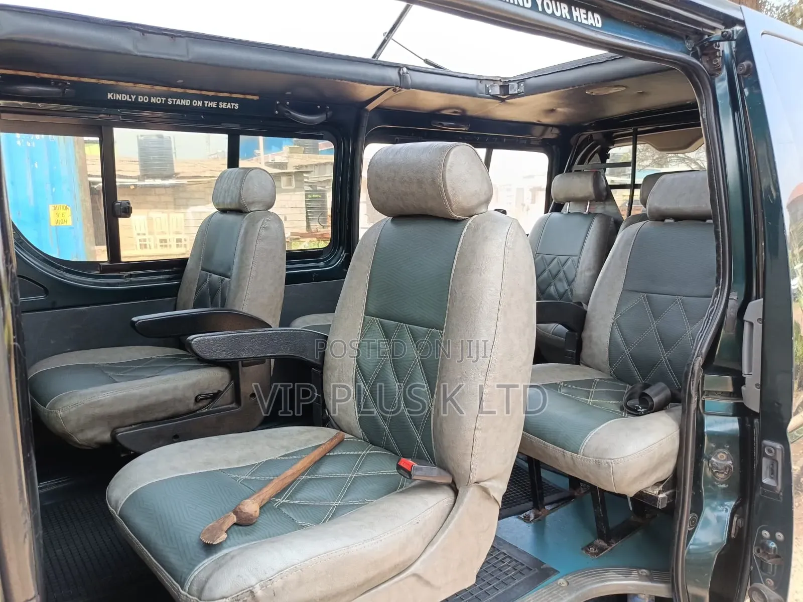 Toyota HiAce 2009 Green