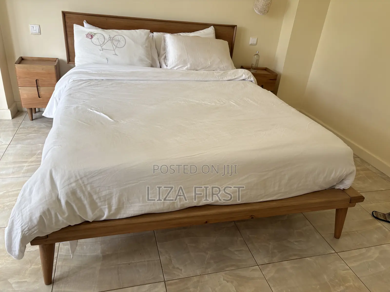 Queen Size Platform Bed