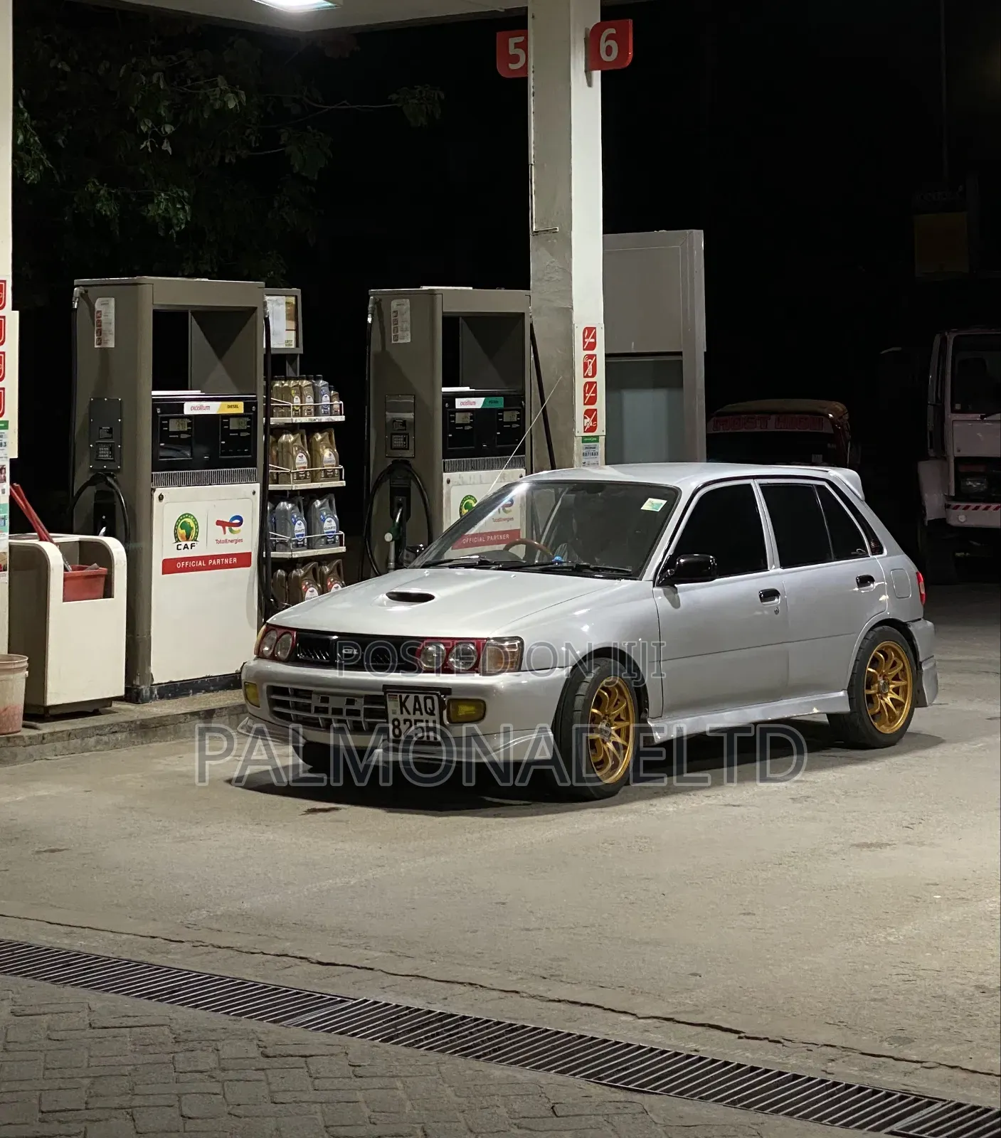 Toyota Starlet 1998 Silver