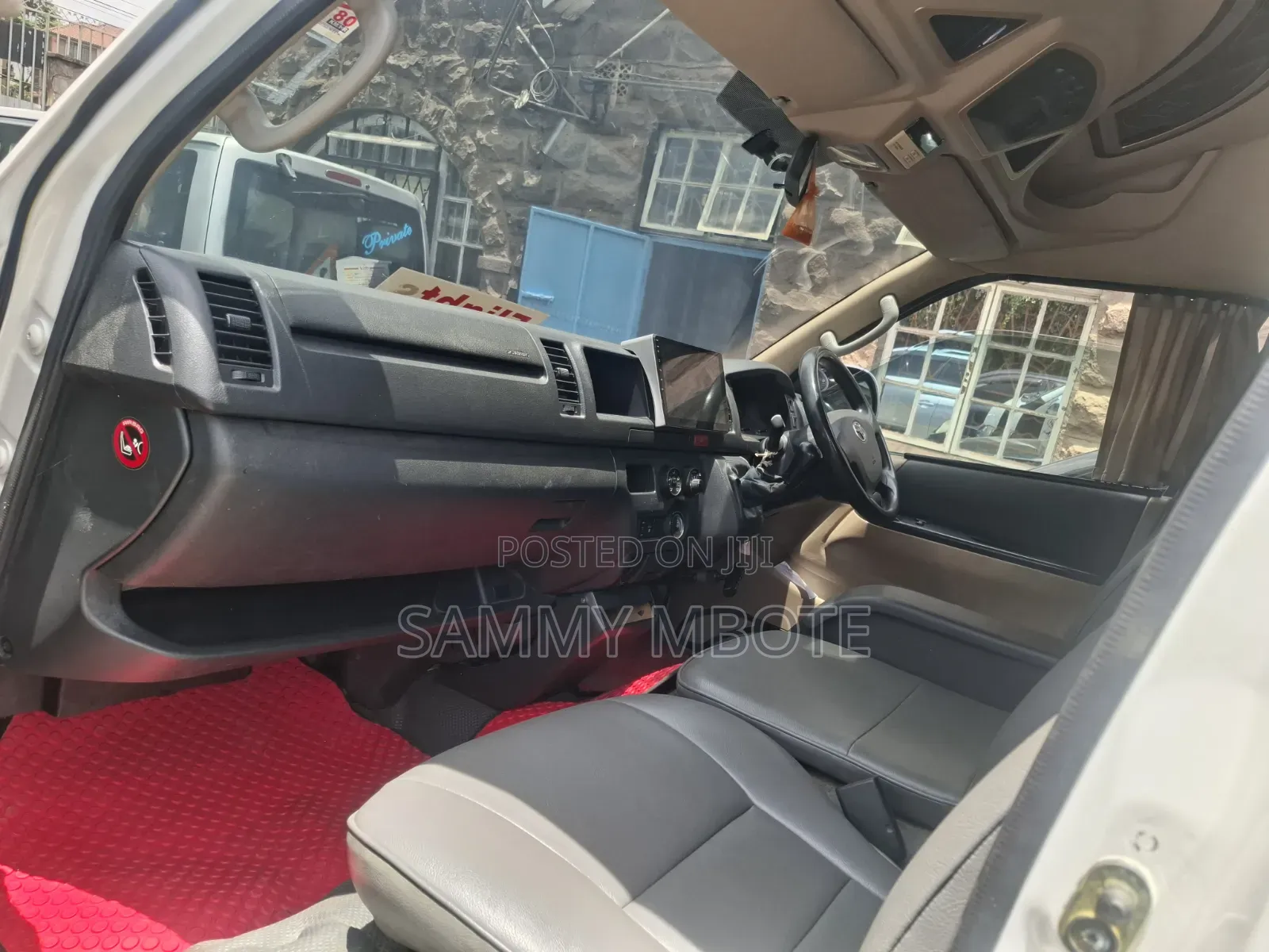 Toyota HiAce 2020 White