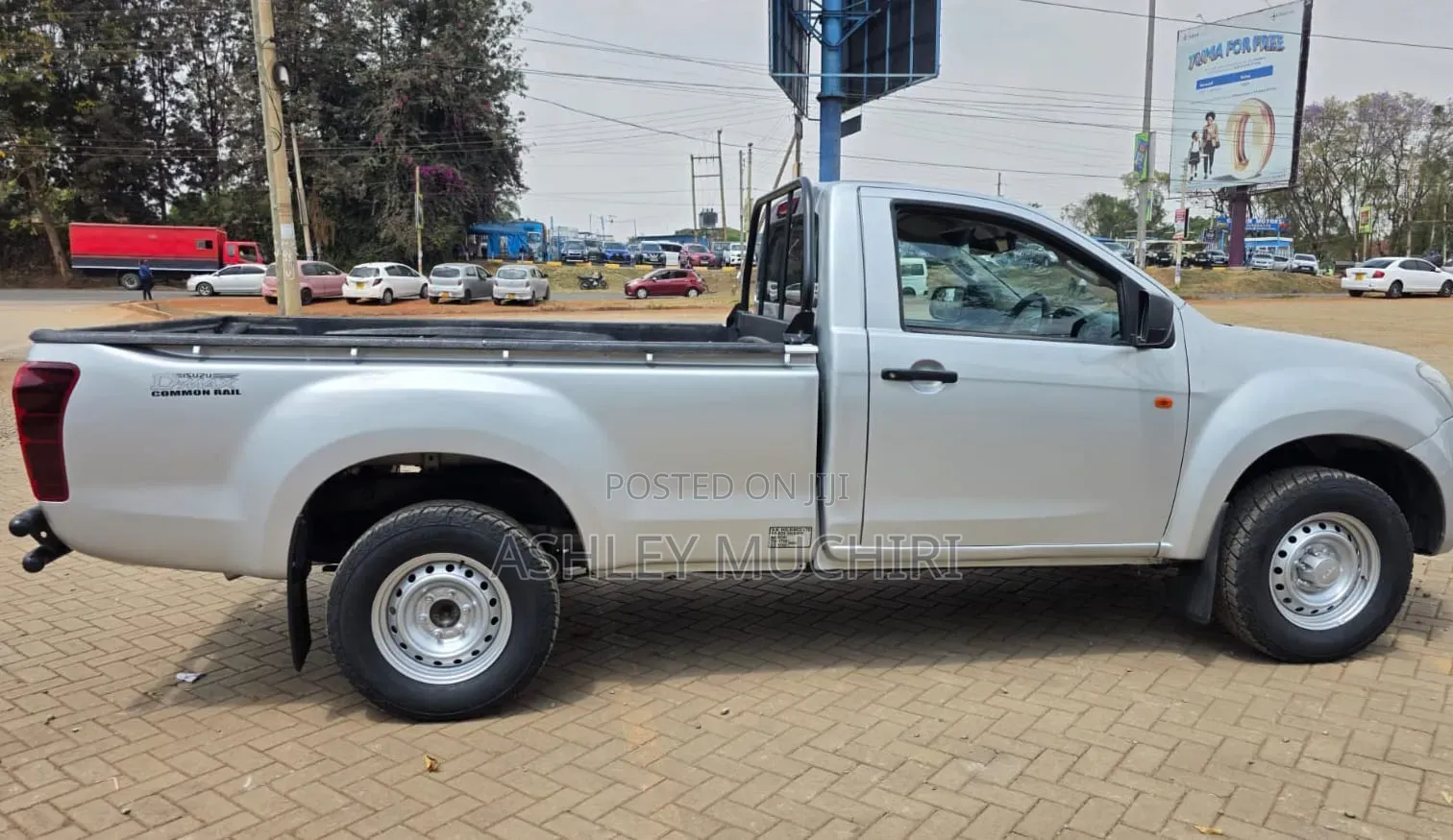 Toyota Hilux 2021 White