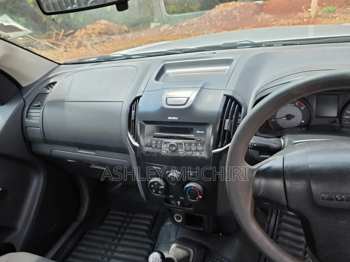 Toyota Hilux 2021 White