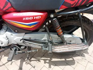 Bajaj Boxer 2025 Red
