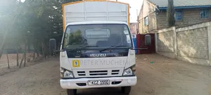 Isuzu NPR 2020 White