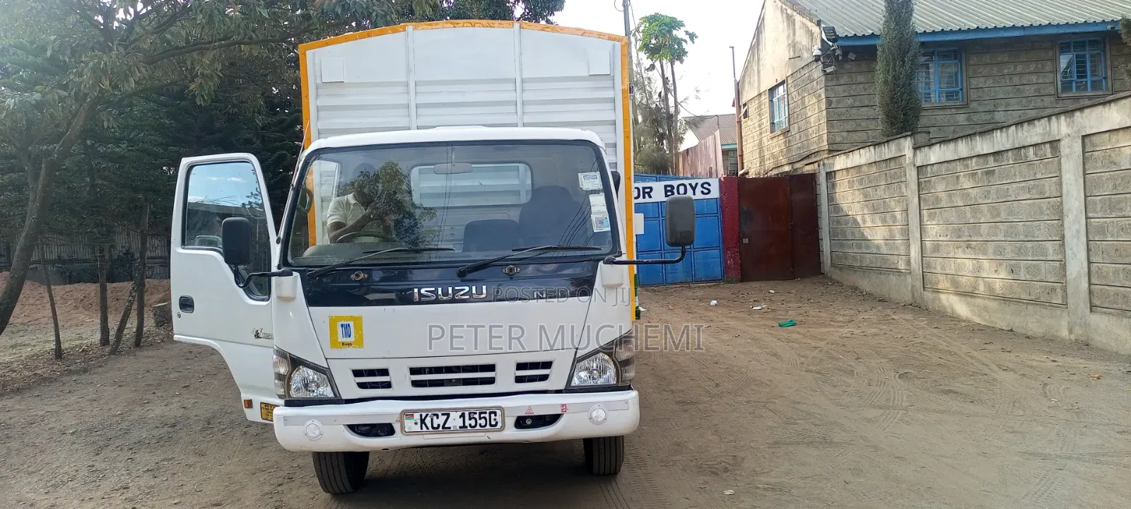 Isuzu NPR 2020 White