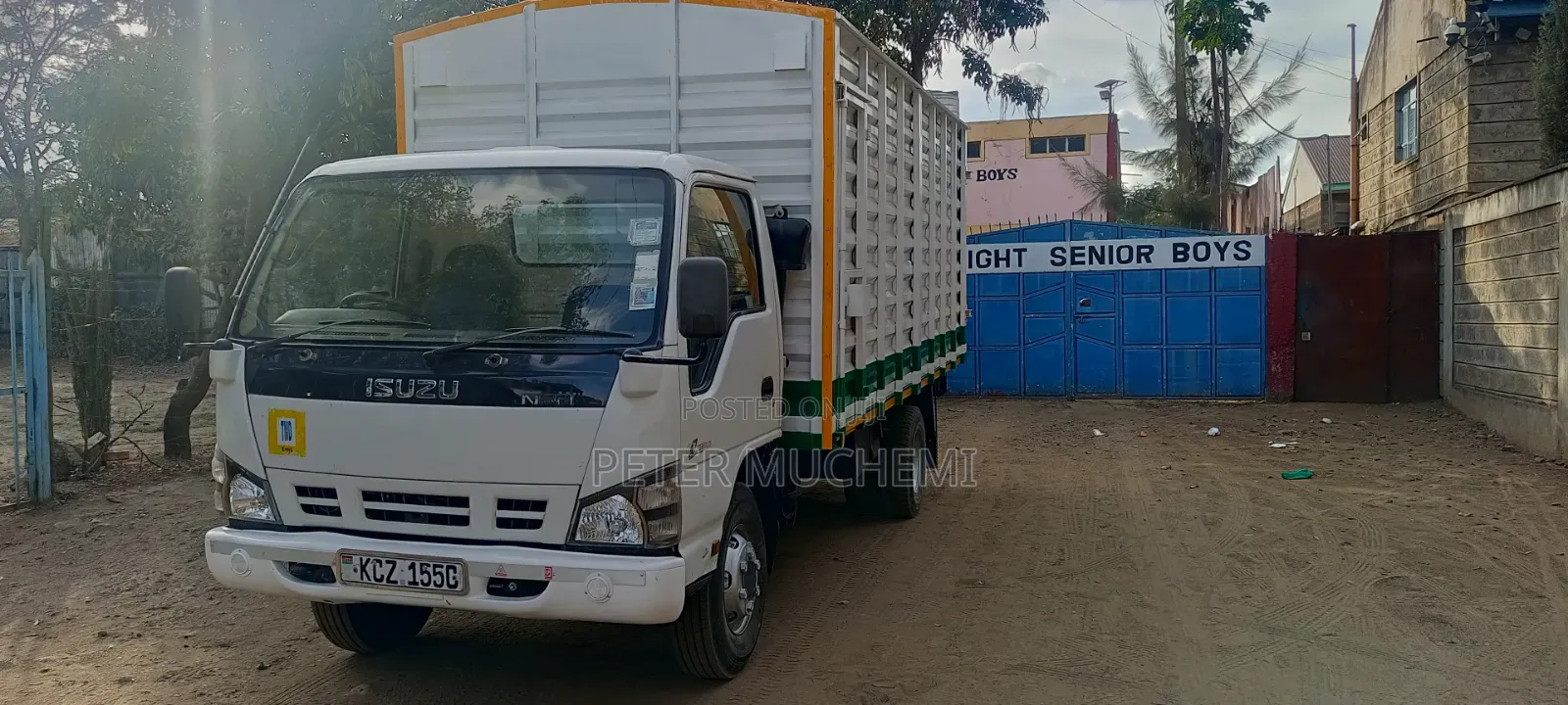 Isuzu NPR 2020 White