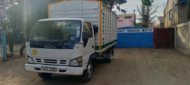 Isuzu NPR 2020 White - thumbnail 9