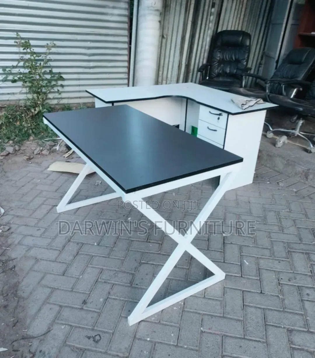 X Table White Grey