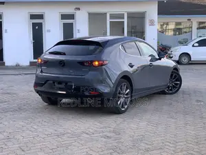 Mazda 3 2019 Ivory