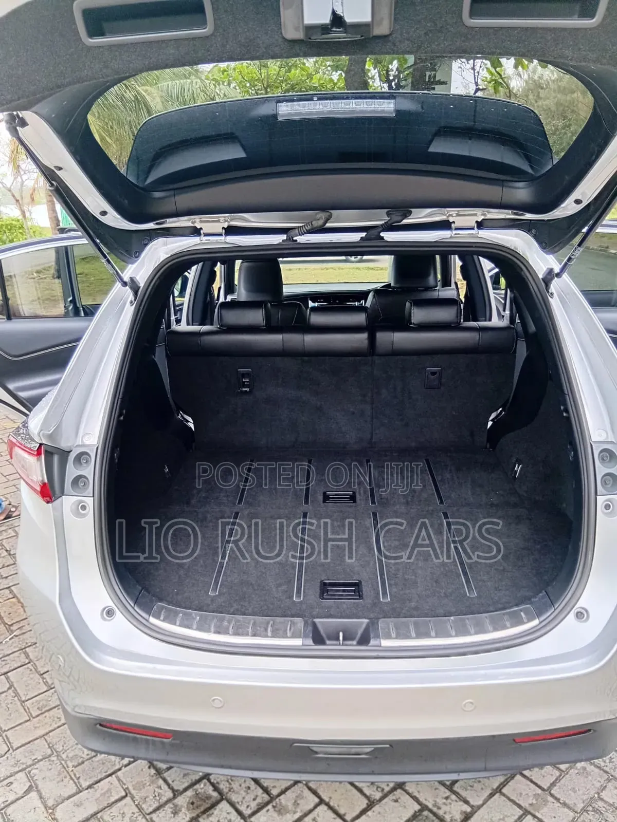 Toyota Harrier 2020 Silver