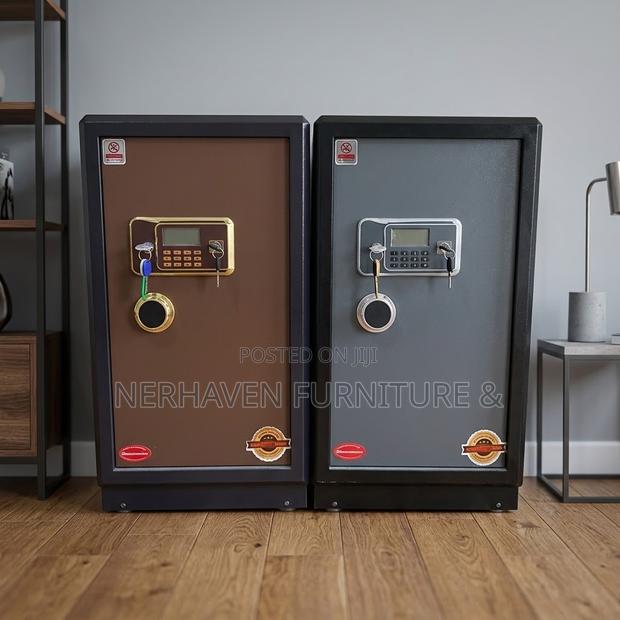 Fireproof Safe – Secure Digital Storage Safe - thumbnail 2
