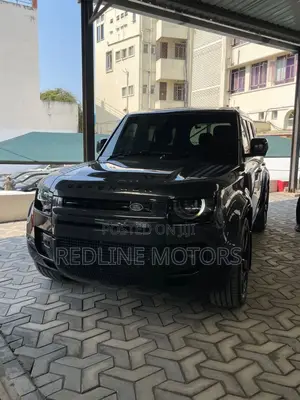 Land Rover Defender V8 2024 Black