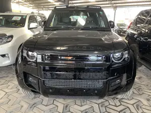 Land Rover Defender X-Dynamic SE 2024 Matt Black