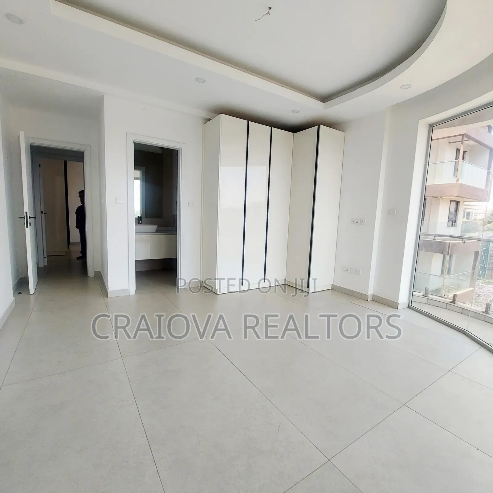 4bdrm Duplex in Spring Valley for rent