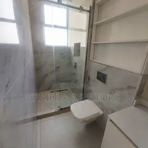 4bdrm Duplex in Spring Valley for rent