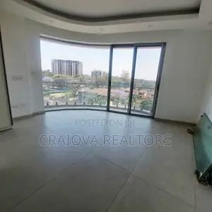 4bdrm Duplex in Spring Valley for rent