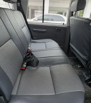 Toyota Land Cruiser 2021 White