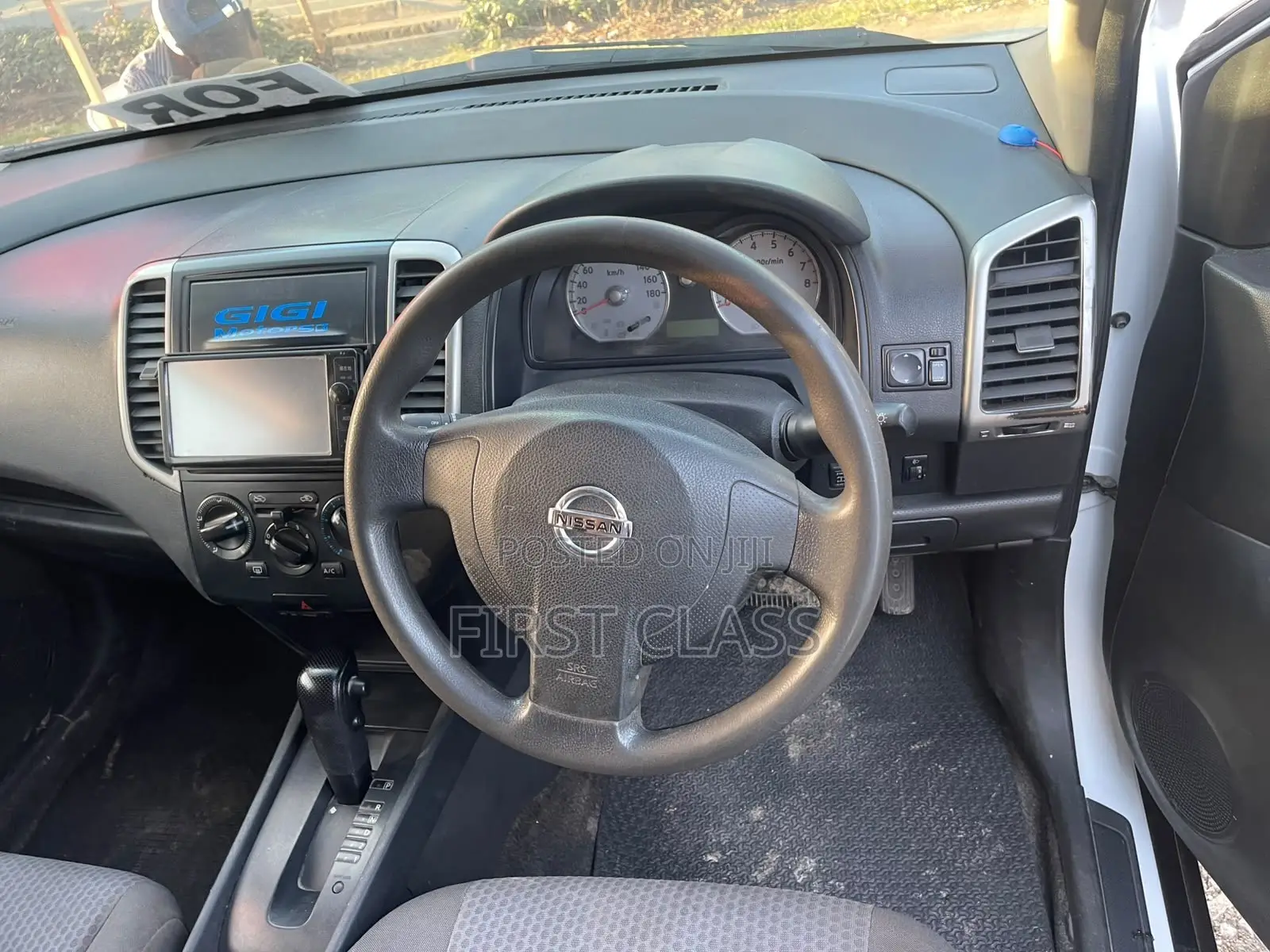 Nissan Wingroad 2012 White