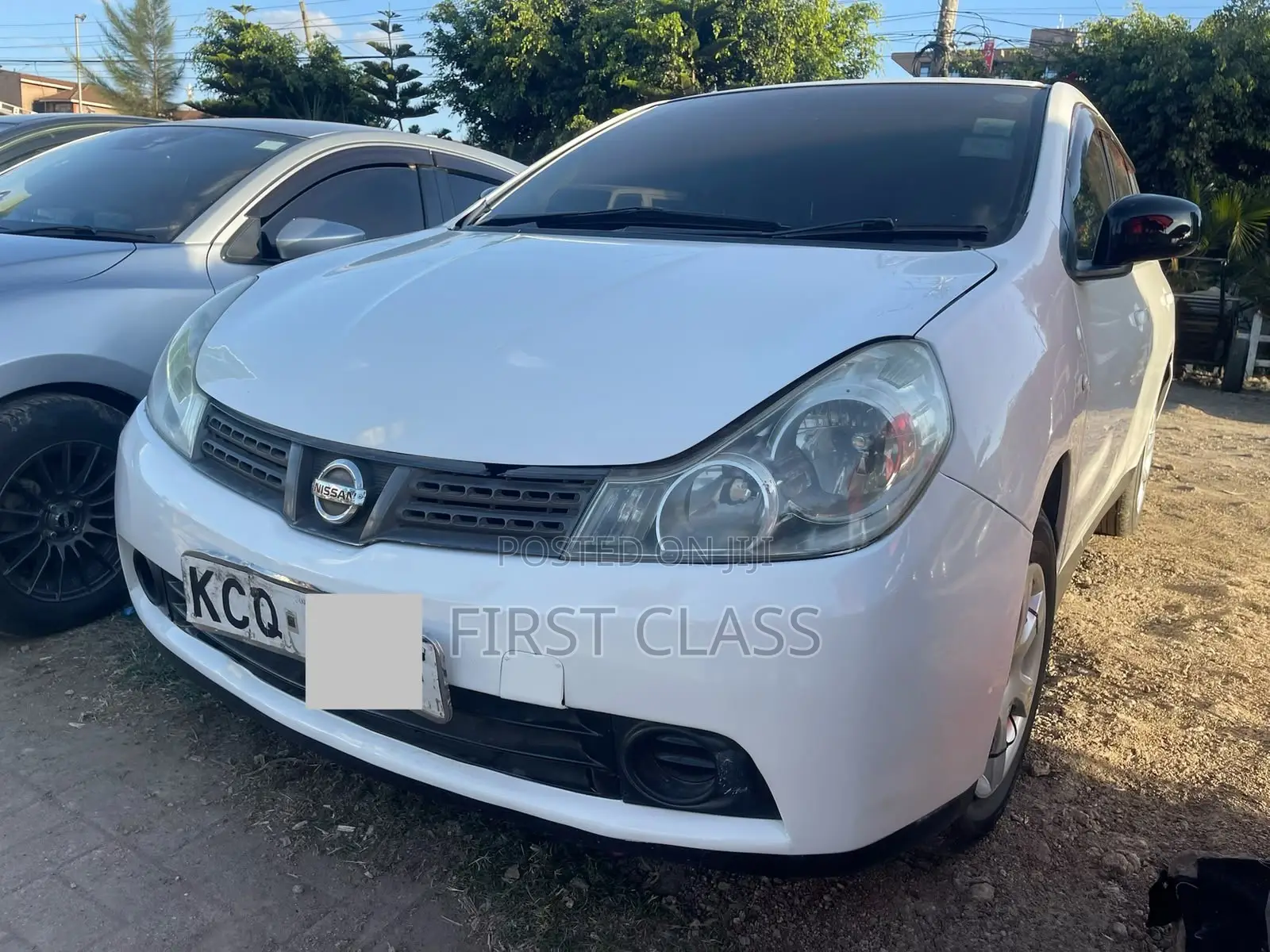 Nissan Wingroad 2012 White