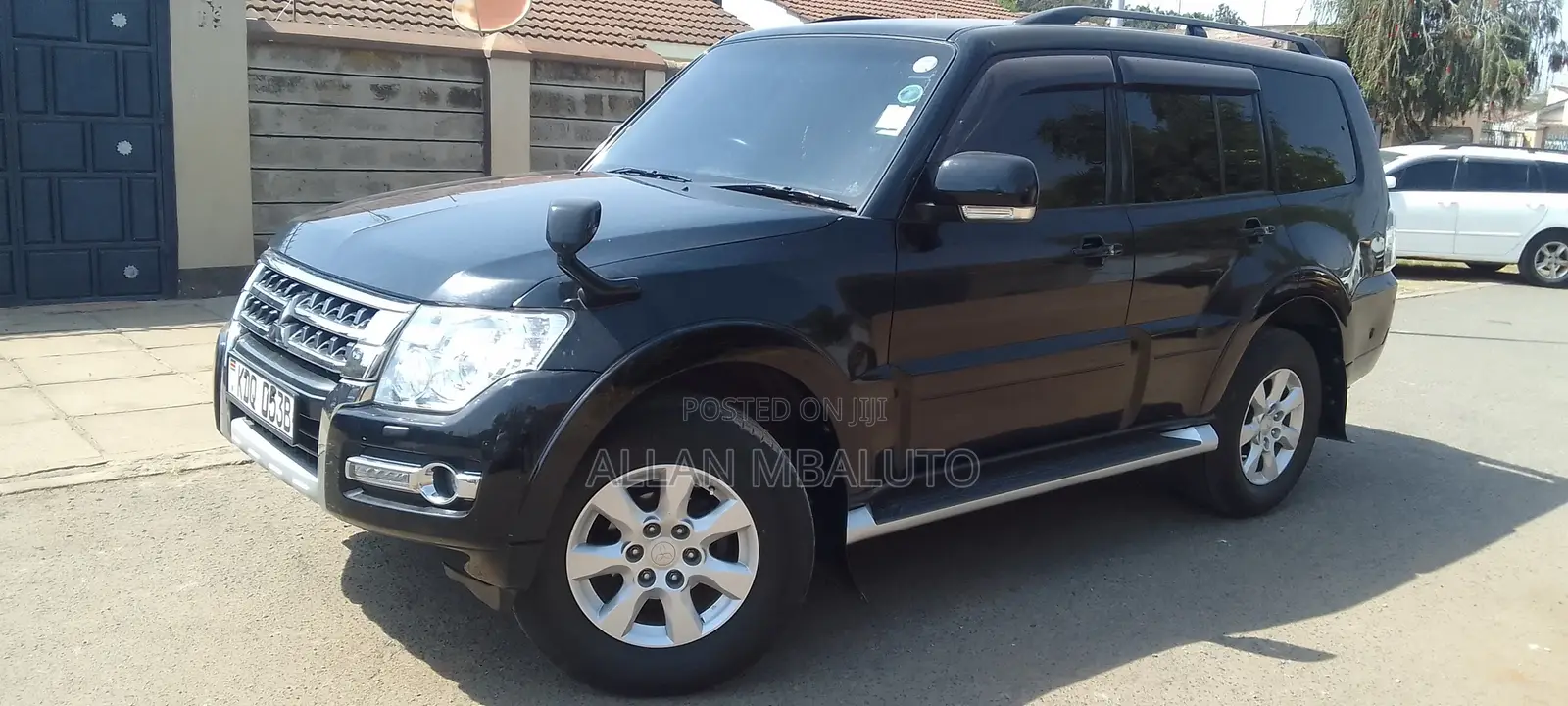 Mitsubishi Pajero 2018 Black
