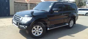 Mitsubishi Pajero 2018 Black