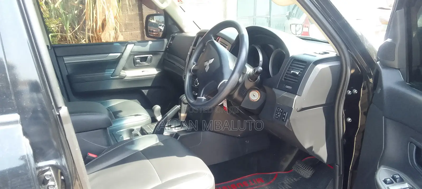 Mitsubishi Pajero 2018 Black