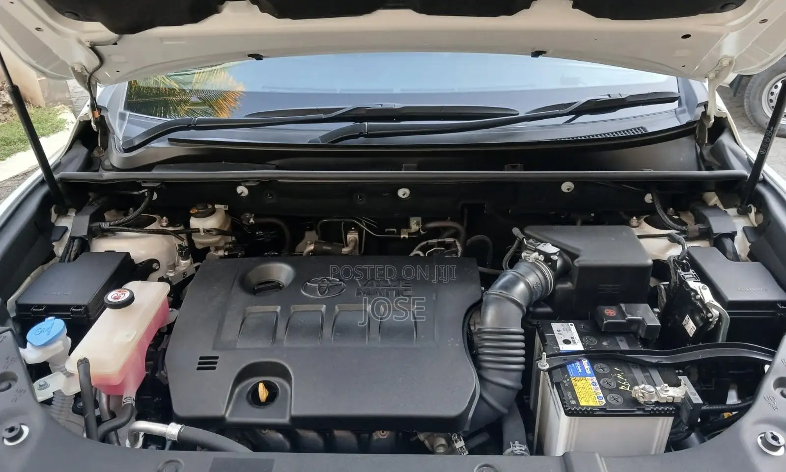 Toyota Harrier 2.0 2019 White