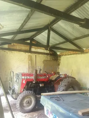 Massey Fergusson 240