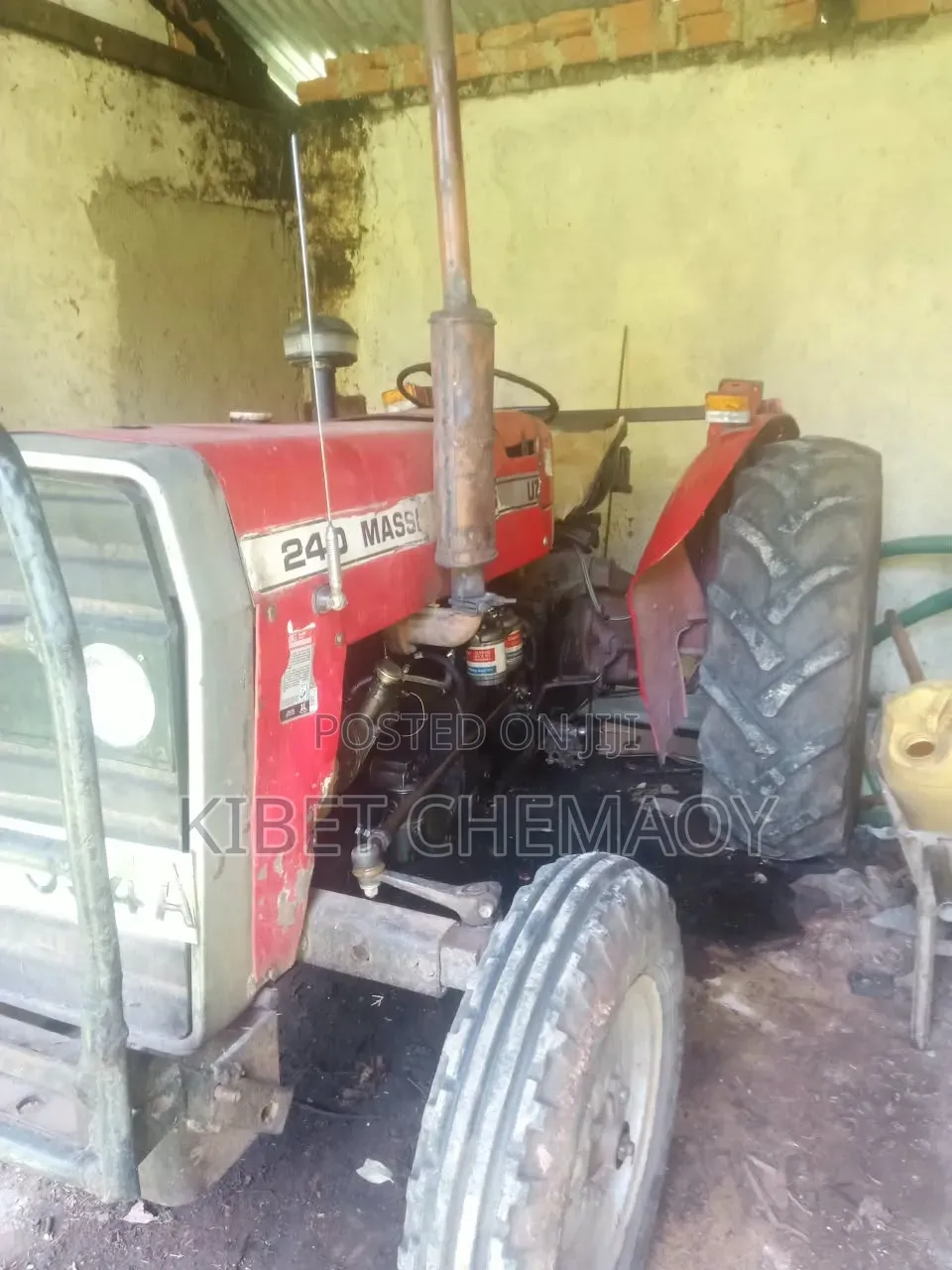 Massey Fergusson 240