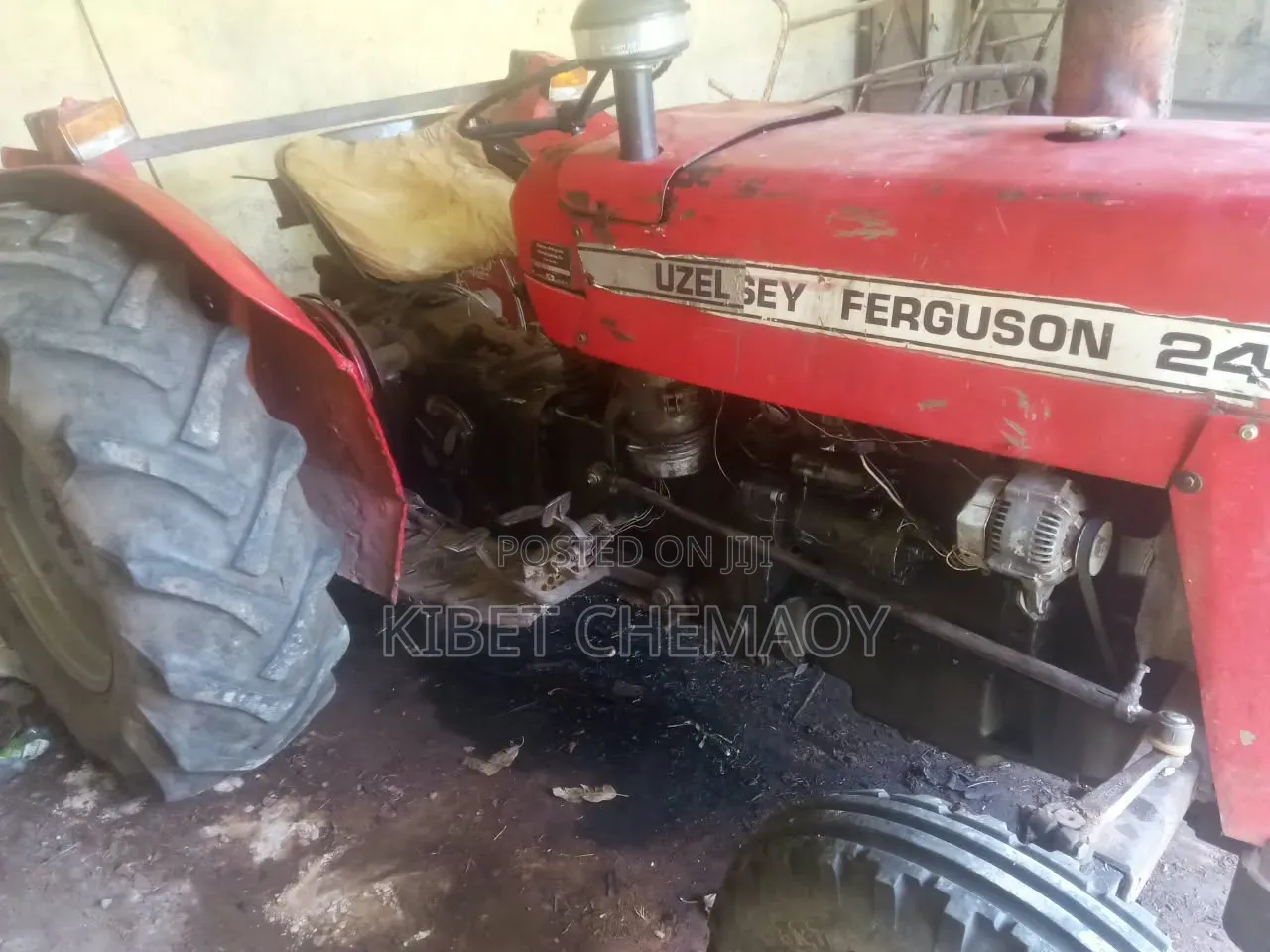 Massey Fergusson 240