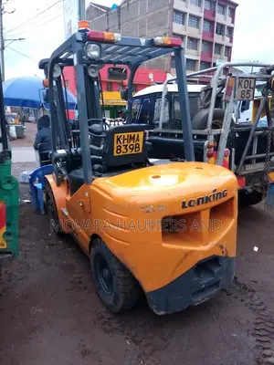 Forklift Service for Heavy Lifting and Loading